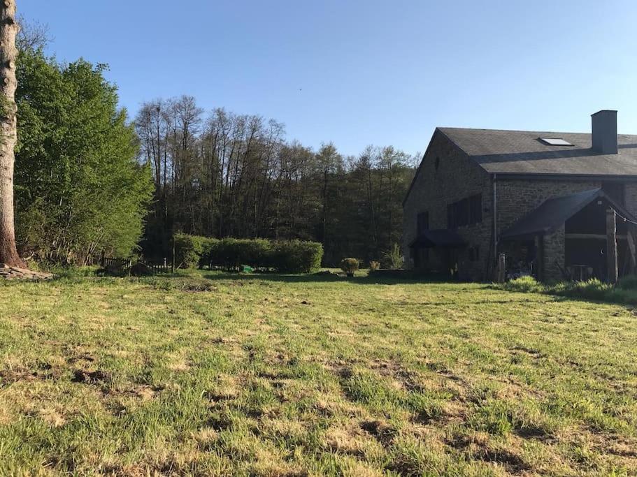 Les Ecuries De Lesse Libin Exterior foto